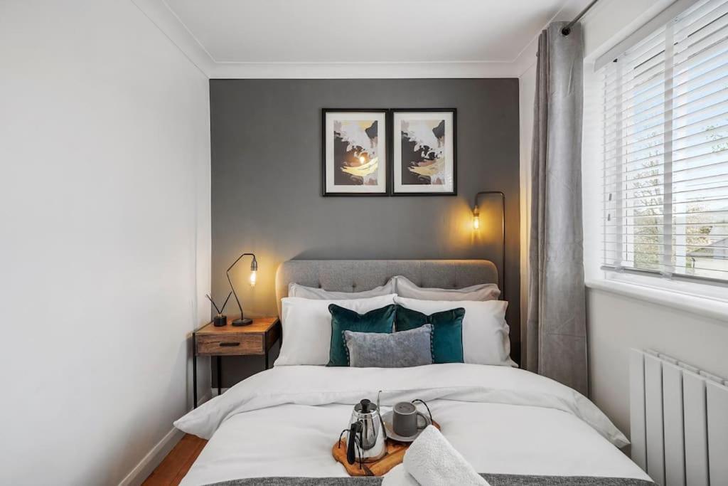Stylish Maisonette Near The Heath With Free Parking & Wi-Fi Maidstone Eksteriør bilde