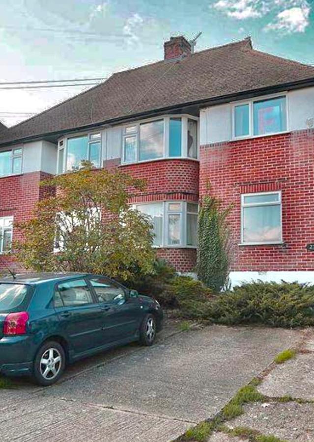 Stylish Maisonette Near The Heath With Free Parking & Wi-Fi Maidstone Eksteriør bilde